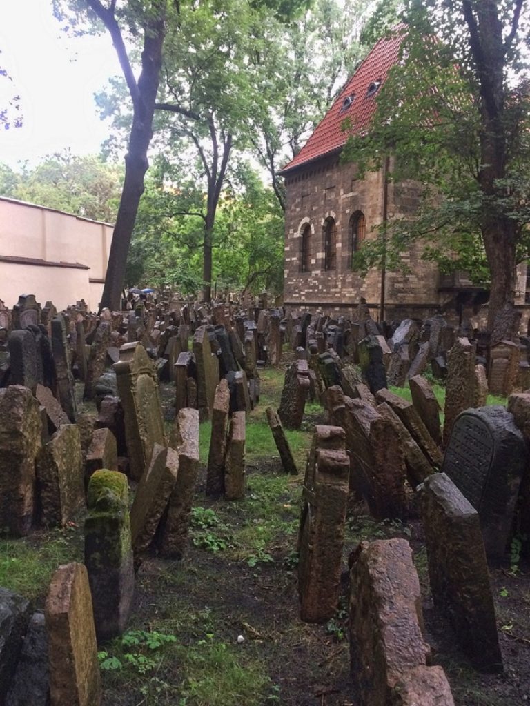 Cemitério Judeu de Praga.
